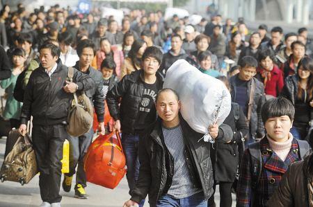 让学生过年进厂打工，一种深度实践与体验的新模式_精密解答