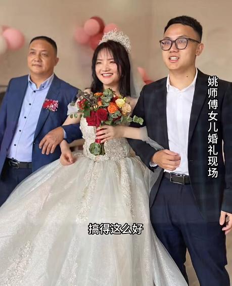 老婆摘下婚戒，背后的故事与情感解析