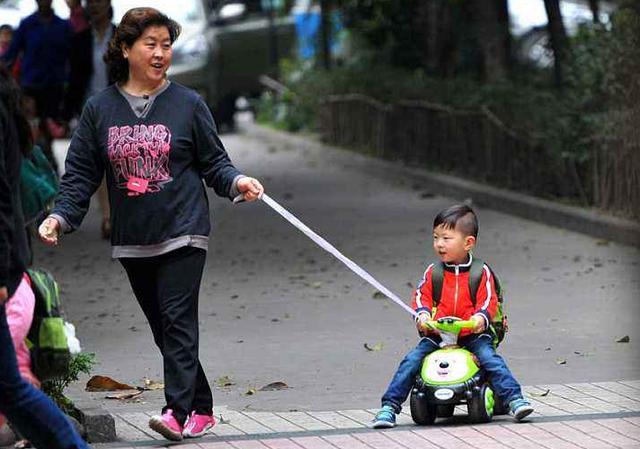 辟谣！重庆有人上学路上强抢小孩事件真相揭晓